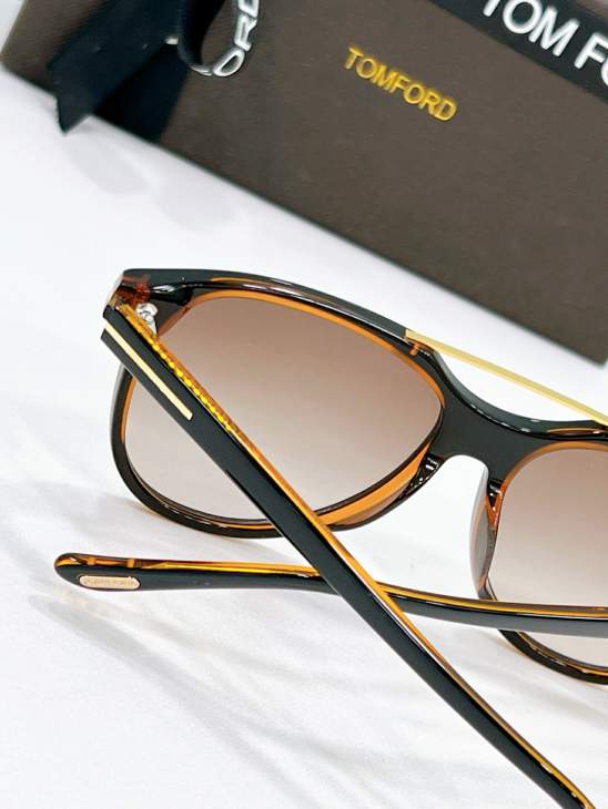 Picture of Tom Ford Sunglasses _SKUfw80536940fw